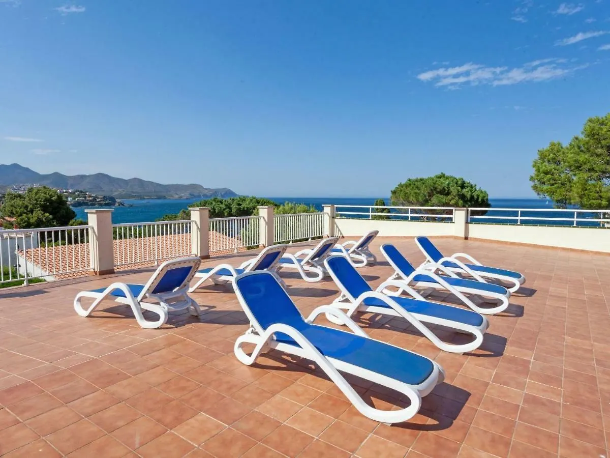 Apartment Palmiers I-6 By Interhome Llanca